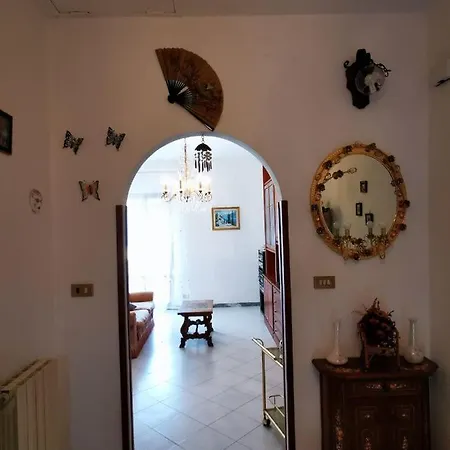 アパート La Casa Di Lice モネーリア